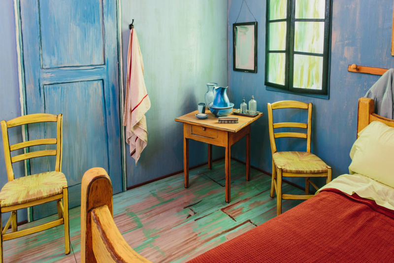 Illustration for article titled Ahora puedes alquilar una versión a escala natural del dormitorio de Van Gogh en Airbnb